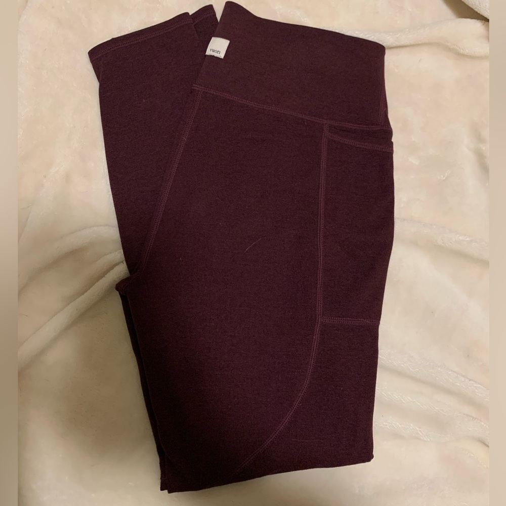 Vuori Elevation Pocket Legging in Cerise
